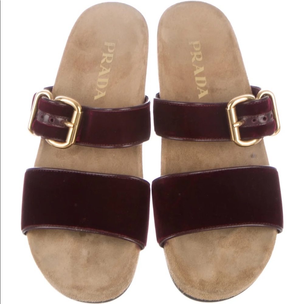 Prada Slides - Picture 3 of 5